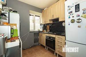 2-к квартира, вторичка, 56м2, 1/4 этаж