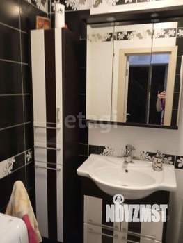 2-к квартира, вторичка, 56м2, 1/4 этаж