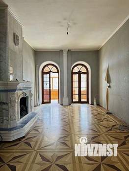 6-к квартира, вторичка, 152м2, 2/4 этаж