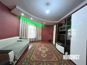 2-к квартира, вторичка, 64м2, 4/4 этаж