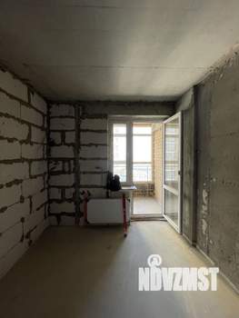 Студия квартира, сданный дом, 30м2, 13/24 этаж