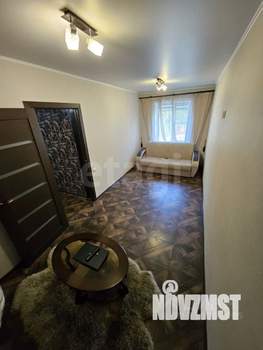 2-к квартира, вторичка, 42м2, 1/4 этаж