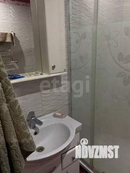 3-к квартира, вторичка, 68м2, 1/5 этаж