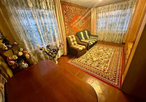 3-к квартира, вторичка, 61м2, 1/5 этаж