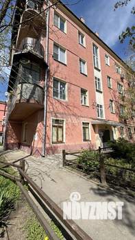 2-к квартира, вторичка, 35м2, 4/4 этаж