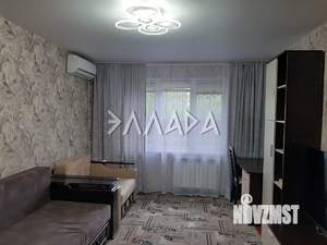 2-к квартира, вторичка, 54м2, 1/9 этаж