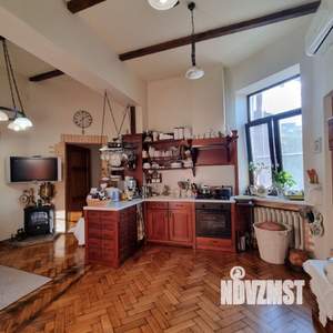 3-к квартира, вторичка, 81м2, 3/3 этаж