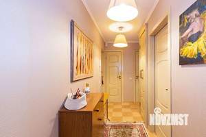 3-к квартира, вторичка, 61м2, 9/9 этаж