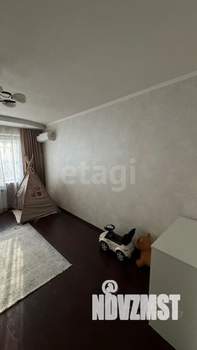 2-к квартира, вторичка, 52м2, 1/10 этаж