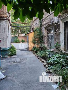 3-к квартира, вторичка, 63м2, 1/4 этаж