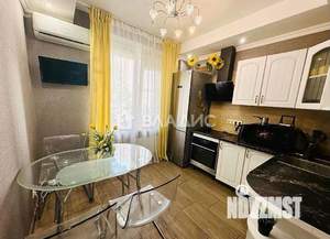 2-к квартира, вторичка, 57м2, 1/18 этаж