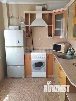 2-к квартира, вторичка, 57м2, 1/10 этаж