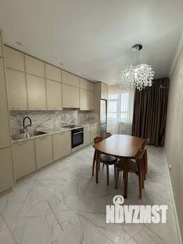 3-к квартира, вторичка, 80м2, 19/27 этаж