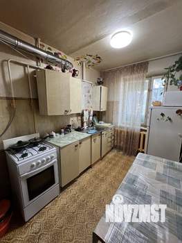 3-к квартира, вторичка, 62м2, 1/2 этаж