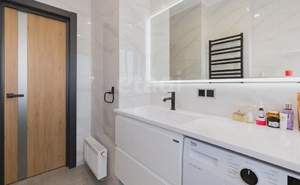 2-к квартира, вторичка, 63м2, 17/24 этаж