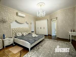 3-к квартира, вторичка, 130м2, 14/17 этаж