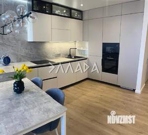 4-к квартира, вторичка, 90м2, 8/23 этаж