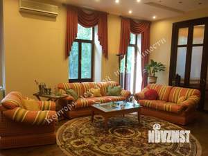 4-к квартира, вторичка, 125м2, 3/5 этаж
