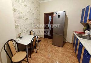 2-к квартира, вторичка, 63м2, 4/4 этаж