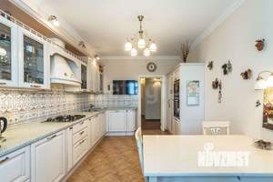 4-к квартира, вторичка, 115м2, 8/11 этаж