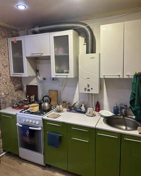 2-к квартира, вторичка, 42м2, 1/4 этаж