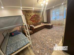 2-к квартира, вторичка, 53м2, 1/10 этаж