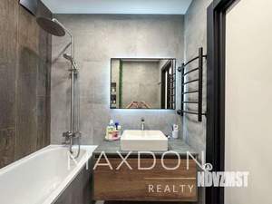 3-к квартира, вторичка, 100м2, 12/19 этаж