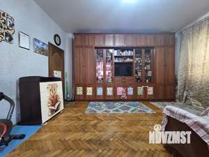 2-к квартира, вторичка, 54м2, 1/5 этаж