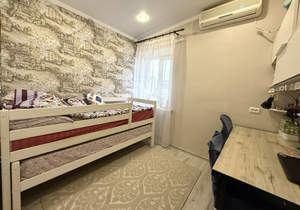 2-к квартира, вторичка, 43м2, 5/5 этаж