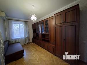 2-к квартира, вторичка, 42м2, 1/9 этаж