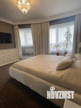 3-к квартира, вторичка, 90м2, 8/18 этаж