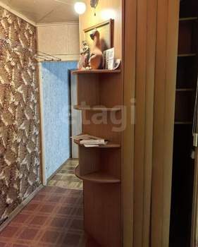 2-к квартира, вторичка, 42м2, 1/5 этаж