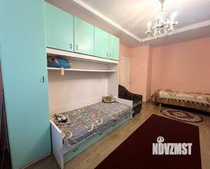 3-к квартира, вторичка, 63м2, 1/5 этаж