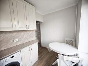 2-к квартира, вторичка, 46м2, 8/9 этаж