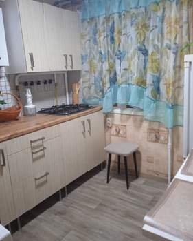 2-к квартира, вторичка, 44м2, 3/5 этаж