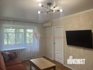 3-к квартира, вторичка, 57м2, 5/5 этаж
