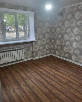2-к квартира, вторичка, 56м2, 1/9 этаж