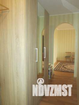 2-к квартира, вторичка, 57м2, 8/10 этаж