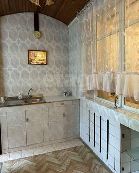 3-к квартира, вторичка, 57м2, 1/2 этаж