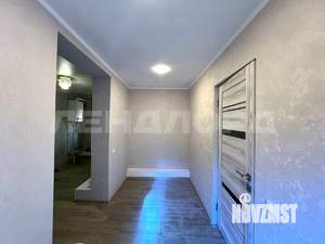 2-к квартира, вторичка, 54м2, 1/1 этаж