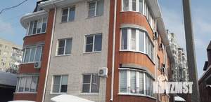 2-к квартира, вторичка, 61м2, 1/4 этаж