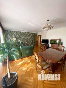 3-к квартира, вторичка, 101м2, 3/6 этаж