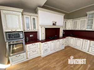 4-к квартира, вторичка, 200м2, 10/10 этаж