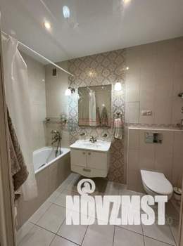 2-к квартира, вторичка, 82м2, 8/19 этаж
