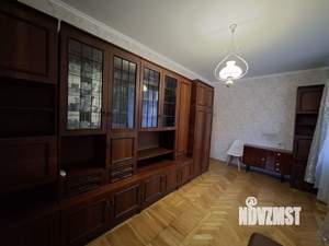 2-к квартира, вторичка, 42м2, 1/9 этаж