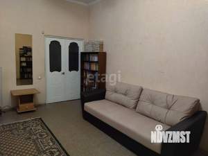 2-к квартира, вторичка, 60м2, 1/5 этаж