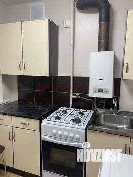 2-к квартира, вторичка, 42м2, 1/5 этаж