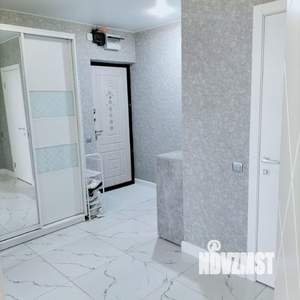 2-к квартира, вторичка, 53м2, 10/18 этаж