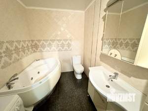 2-к квартира, вторичка, 74м2, 9/9 этаж