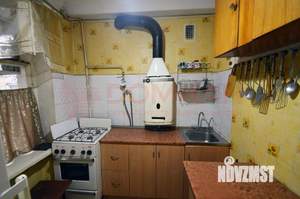 2-к квартира, вторичка, 44м2, 1/5 этаж